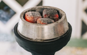 Какие угли для кальяна выбрать? | все статьи